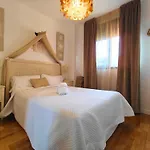 Deyanira 59 Suite Madrid Airport Ifema